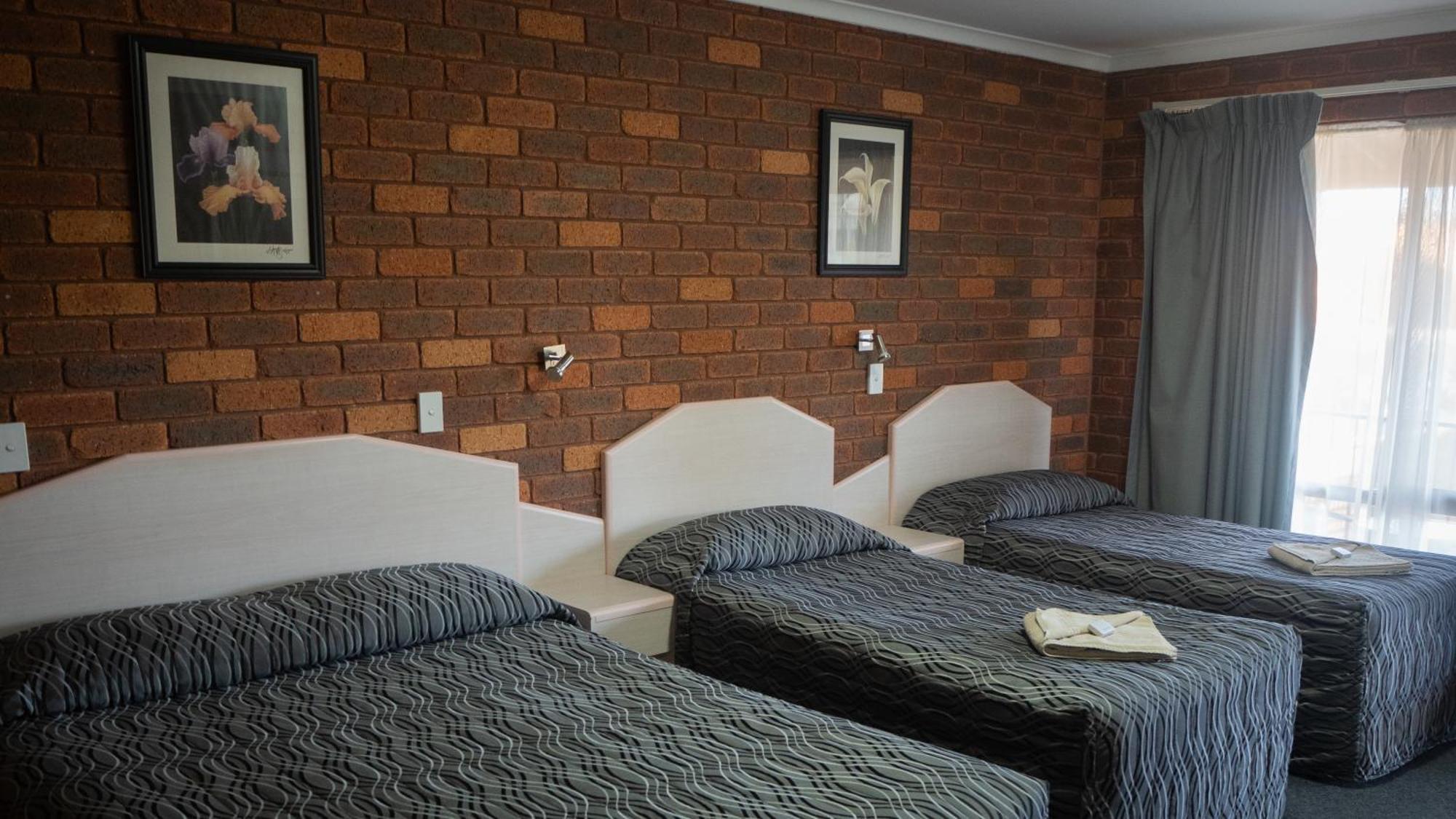 Yambil Inn Гріффіт Екстер'єр фото